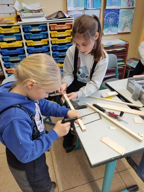 4d84a71b a279 4e18 a722 14ce151ac93f